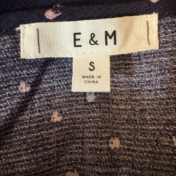 E & M Navy Blue Polka Dot Lace Trim Top Size Small Boho Embroidered Festival - Picture 8 of 12